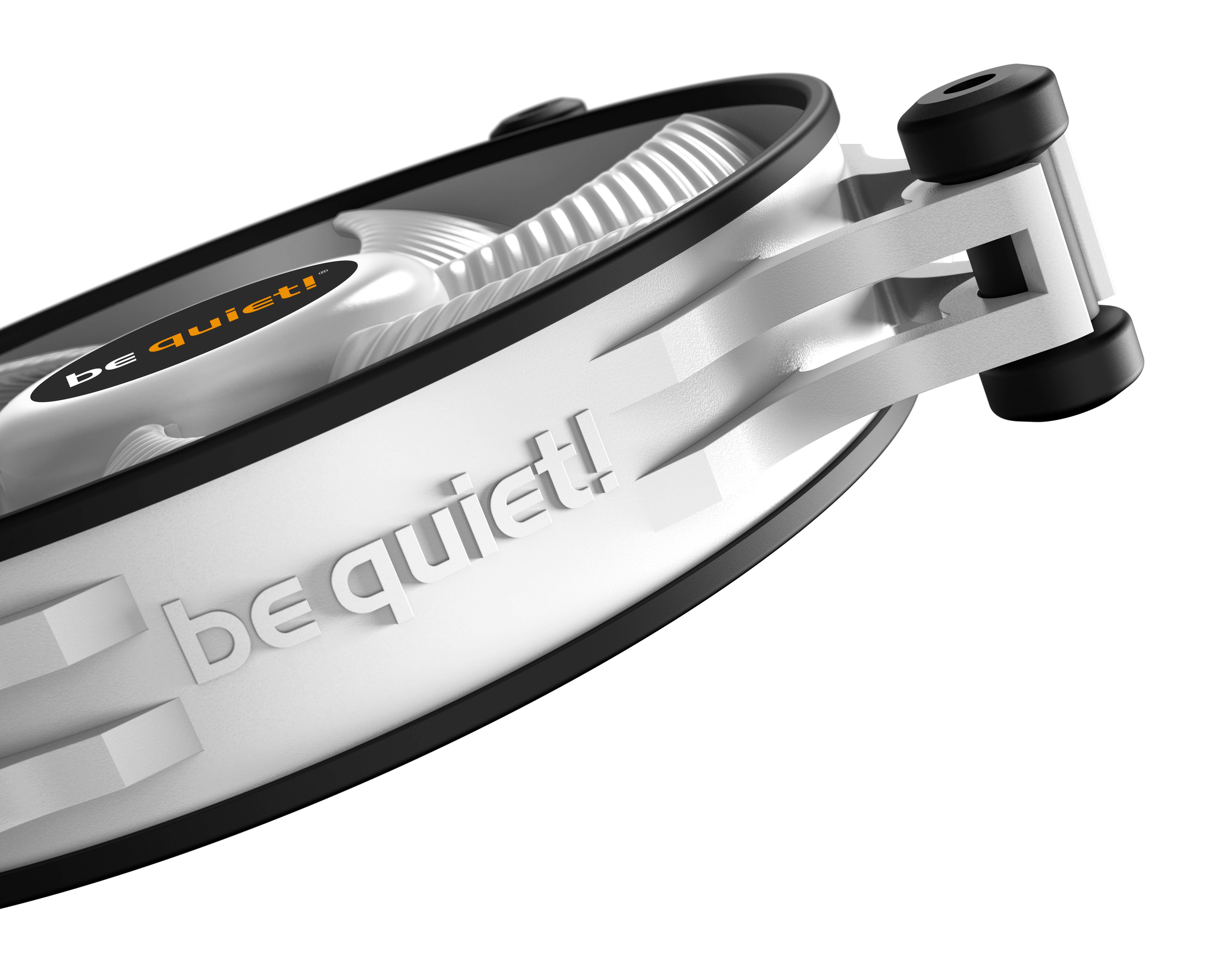 CPU-Kühler mit 'be quiet!'-Logo auf Lüfter, kantiges Design, Weiße Umrandung, Gummidämpfer zum Vibrationsschutz.