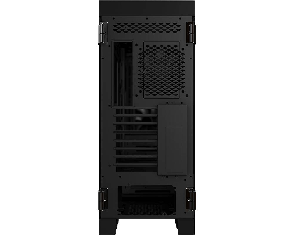 Schwarzes PC-Gehäuse von hinten mit Lüftungsgittern und Erweiterungsschächten, keine Kabel oder Peripheriegeräte angeschlossen.