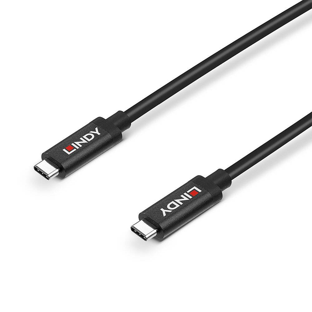 Ein schwarzes USB-C Kabel mit dem Aufdruck 'Lindy', das beidseitig Anschlüsse besitzt, liegt auf einem weißen Hintergrund.