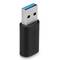 Schwarzer USB-Adapter mit blauer Innenfläche an der Steckseite.