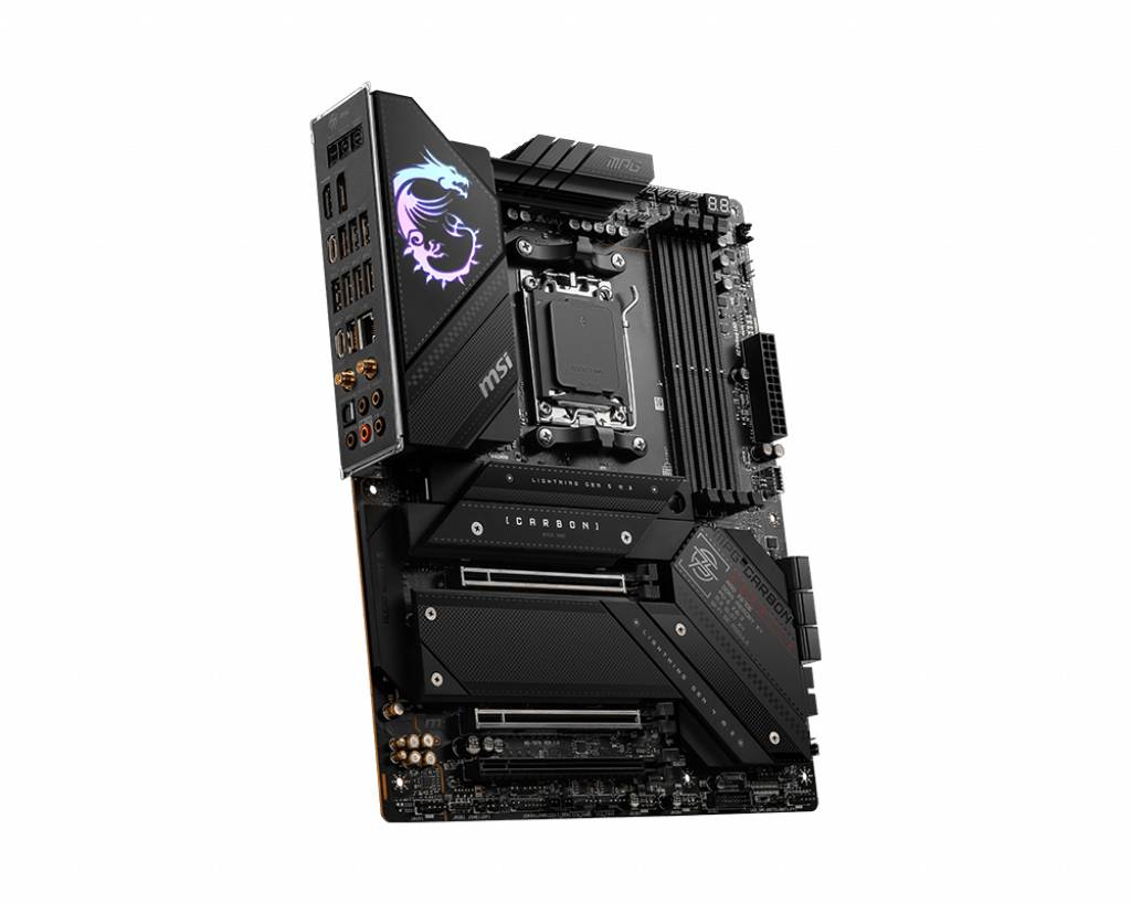 Eine schwarze MSI-Motherboard-Platine mit RGB-Leuchtelementen, mehreren PCIe-Steckplätzen und zahlreichen Anschlüssen.