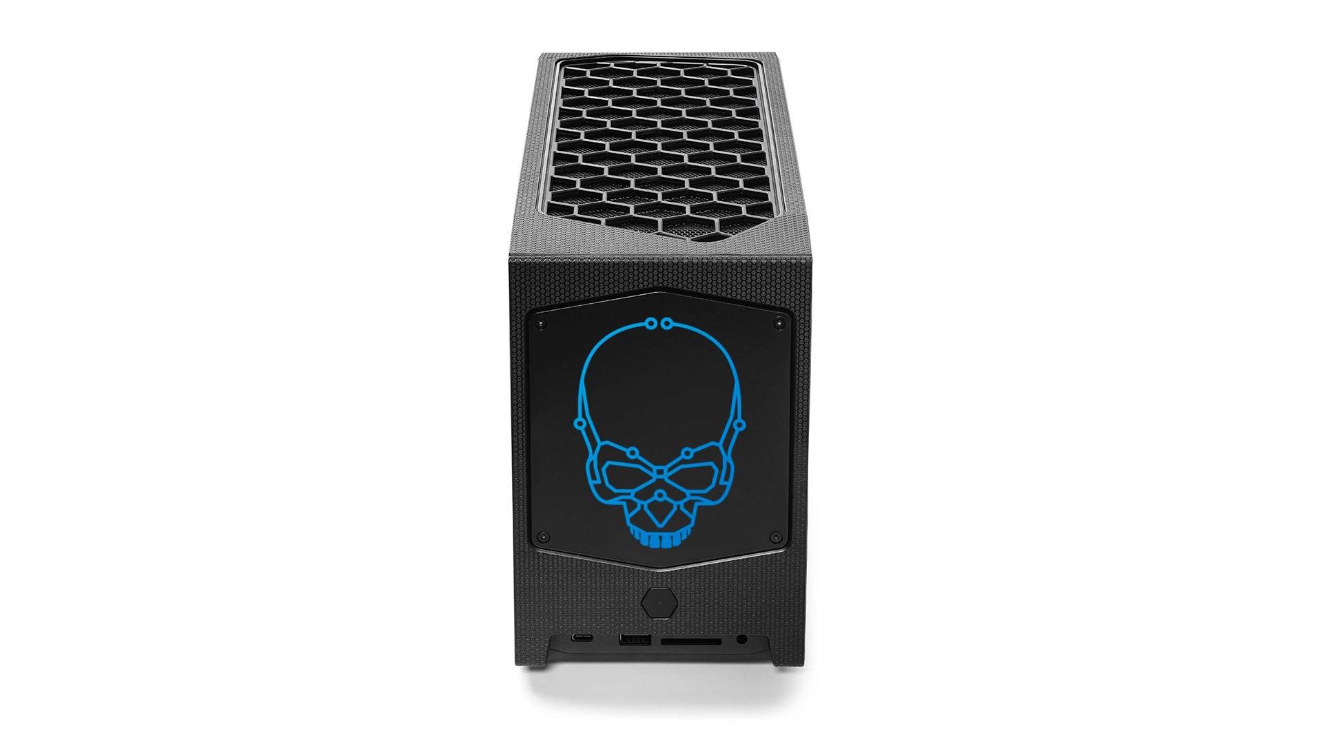 Ein schwarzer Computergehäuse mit Wabenmuster oben und einem blauen Totenkopf-Logo auf der Vorderseite. Moderner Gaming-PC.