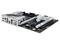 Eine silberne Computer-Motherboard zeigt Anschlüsse für USB, HDMI und Audio. Es ist zur Verwendung in modernen PCs bestimmt.
