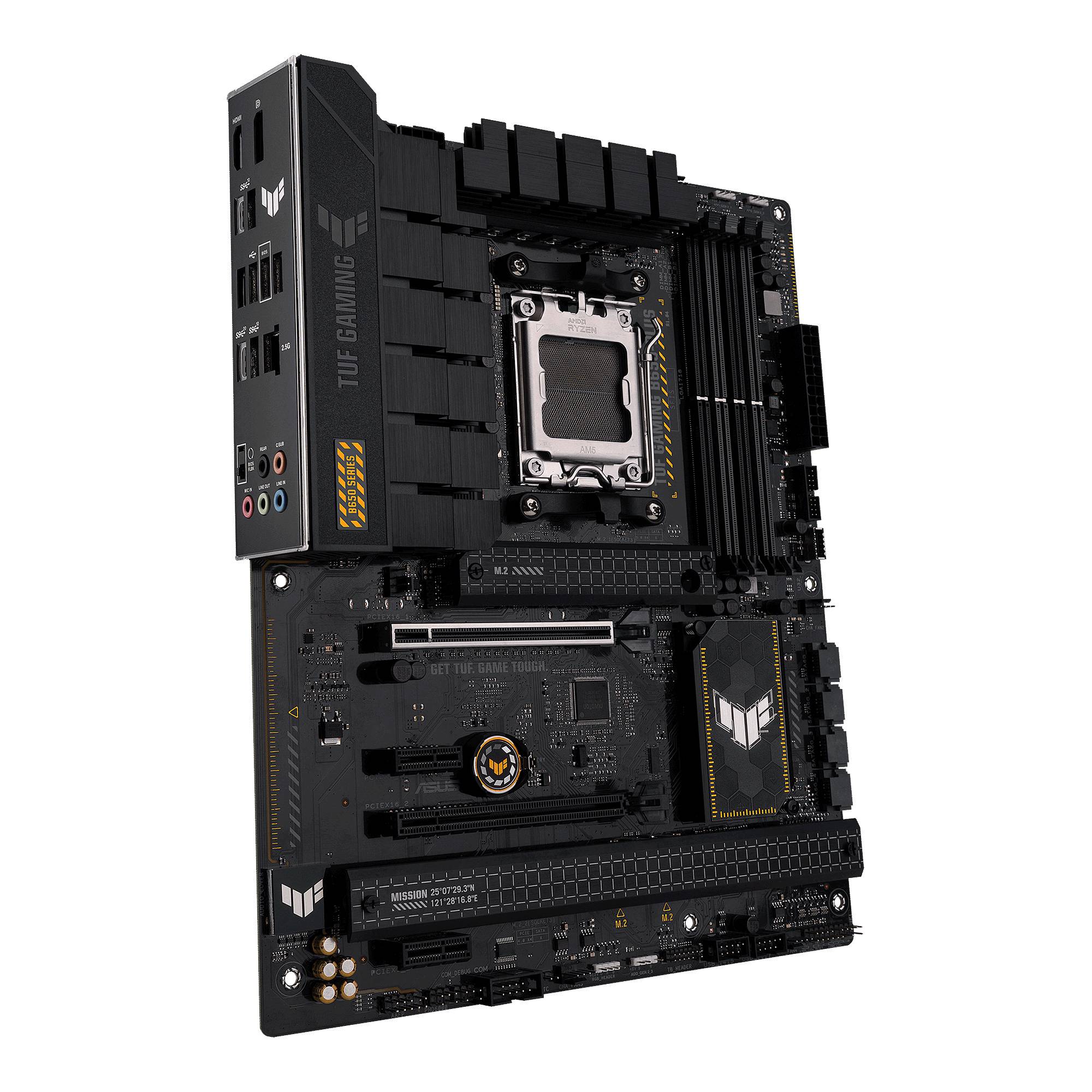 Motherboard von ASUS TUF Gaming mit mehreren Steckplätzen und Anschlüssen, geeignet für Hochleistungs-Computersysteme.