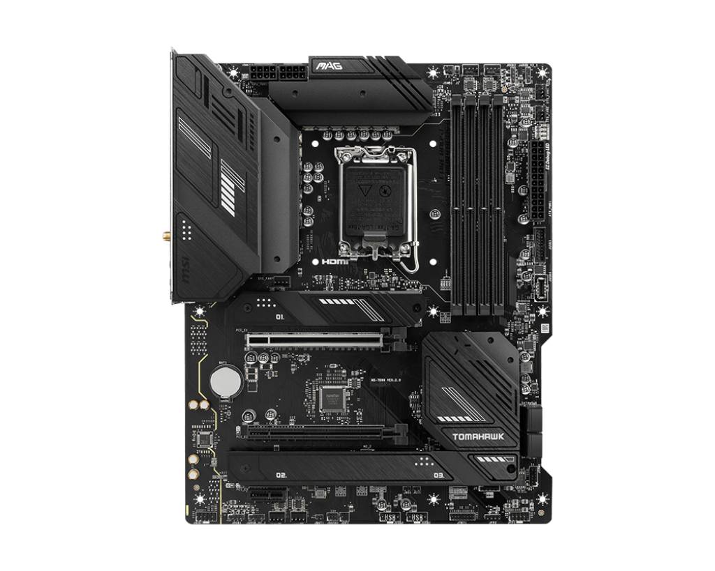 Eine schwarze Computer-Mainboard-Platine mit verschiedenen Steckplätzen und Anschlüssen, darunter PCIe- und RAM-Steckplätze.