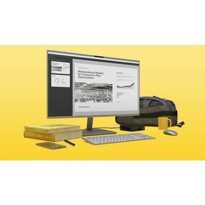 Ein Computermonitor zeigt eine Präsentation mit dem Titel 'Mathematical Models for Production Plan Optimization'. Daneben befinden sich Bücher, eine Tasche, eine Tasse und eine Computermaus.