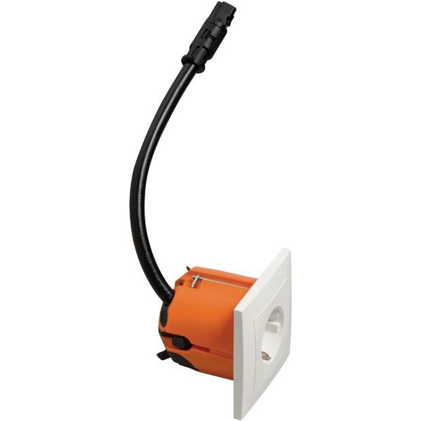 Eine orange Einbauleuchte mit quadratischem weißen Rahmen und schwarzem Kabel, geeignet für die Deckenmontage in modernen Innenräumen.