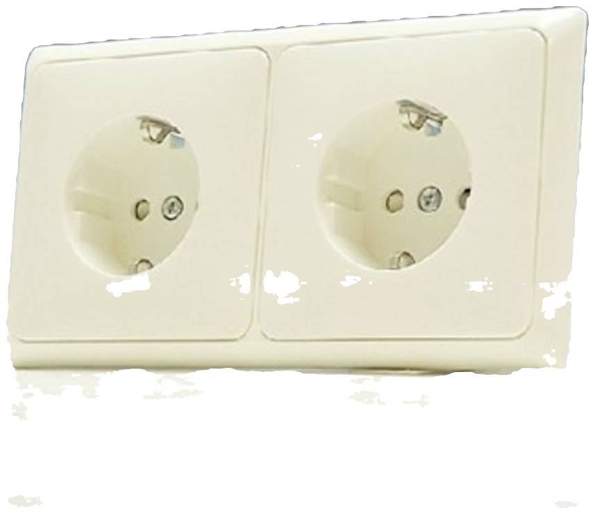 Doppelsteckdose in einer weißen Wand; zwei Steckplätze für elektrische Stecker.