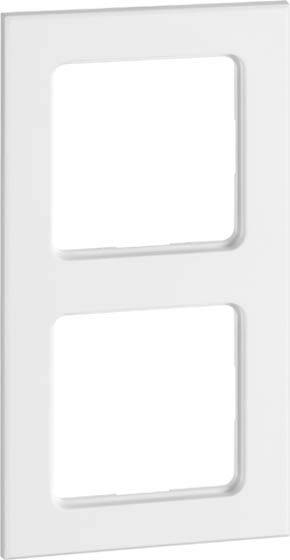 Weiße, doppelte Schalterabdeckung mit Platz für zwei Kippschalter oder Steckdosen. Minimalistisches Design, glatt und rechteckig.