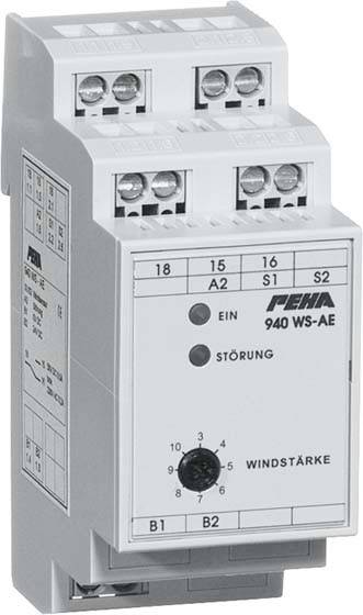 Ein graues elektronisches Gerät mit mehreren Anschlüssen und Drehregler. Es hat die Aufschrift 'PEHA 940 WS-AE' und Anzeigen für 'Ein', 'Störung' und 'Windstärke'.