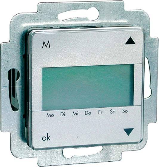 Ein Wandthermostat mit Display und Bedientasten. Es zeigt Wochentage von Montag bis Sonntag und ermöglicht Temperatureinstellungen.