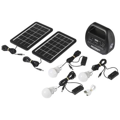 Zwei Solarpanels, vier LED-Lampen mit Kabeln und ein tragbares Solarsystem mit Display, Anschlüssen und USB-Kabel für Energieversorgung.