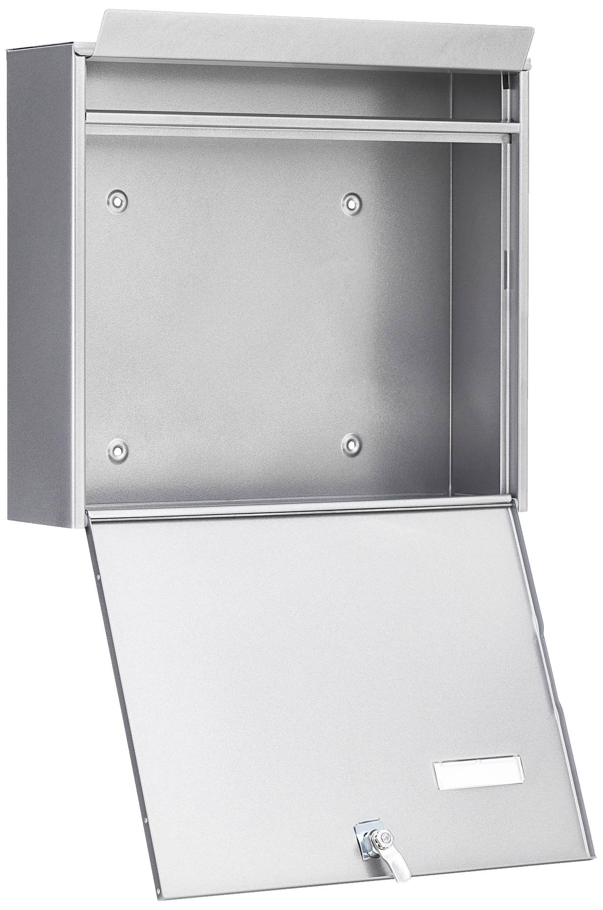 Ein offener, silberner Briefkasten aus Metall mit heruntergeklappter Tür, Schloss und Namensschildhalter.