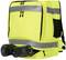 Ein gelber Rucksack mit reflektierenden Streifen, seitlichem Netzfach und Fach für Schuhe unten. Ideal für bessere Sichtbarkeit und Transport.