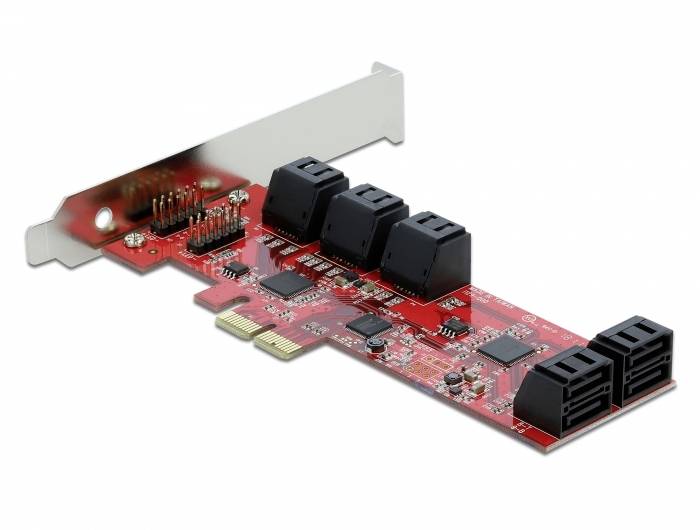 Rote PCIe-Erweiterungskarte mit mehreren schwarzen SATA-Anschlüssen, ermöglicht zusätzliche Festplattenanbindungen an Mainboard.