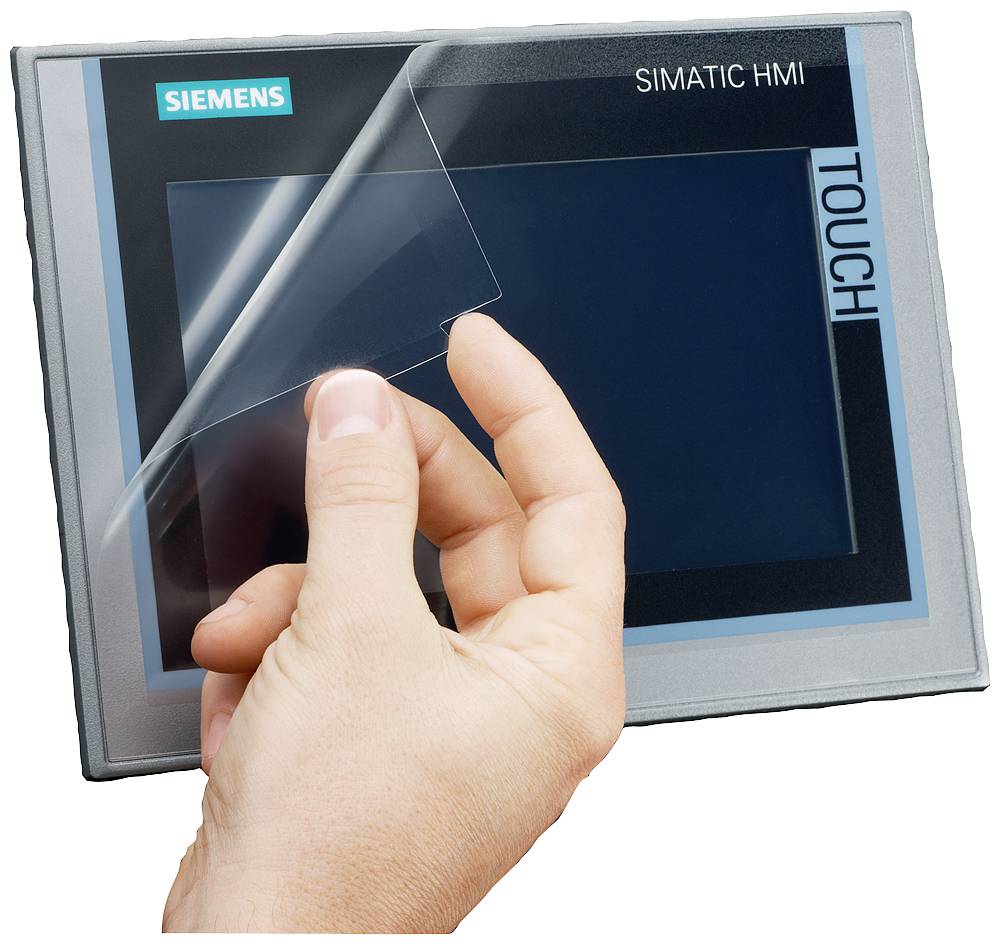 Hand entfernt Schutzfolie von einem SIMATIC HMI Touchdisplay.