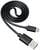 Ein schwarzes USB-Kabel mit einem großen USB-Stecker auf der einen Seite und einem Micro-USB-Stecker auf der anderen.
