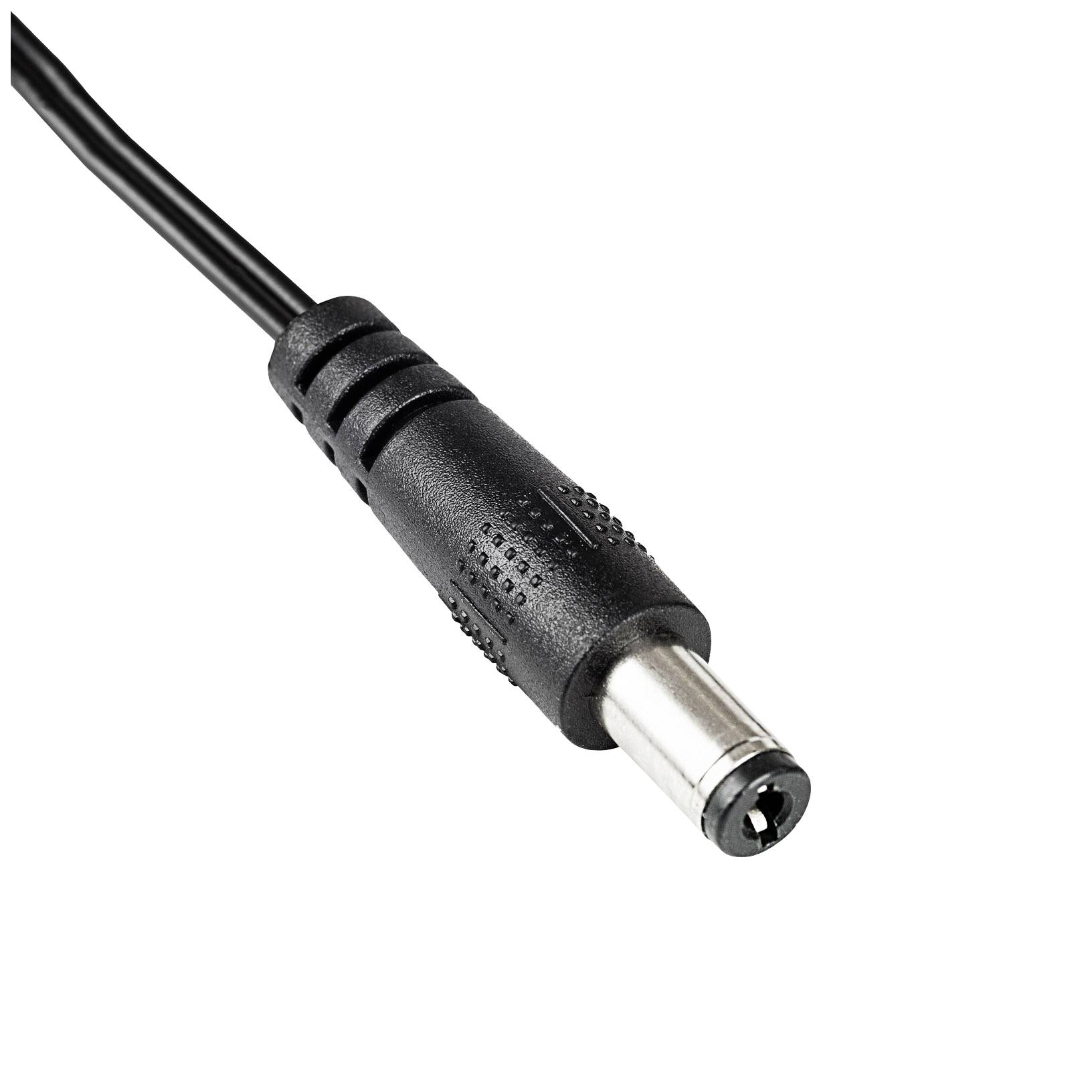 Schwarzer Netzadapter-Stecker mit zylindrischer Form und Metallspitze, geeignet für die Verbindung von elektronischen Geräten.