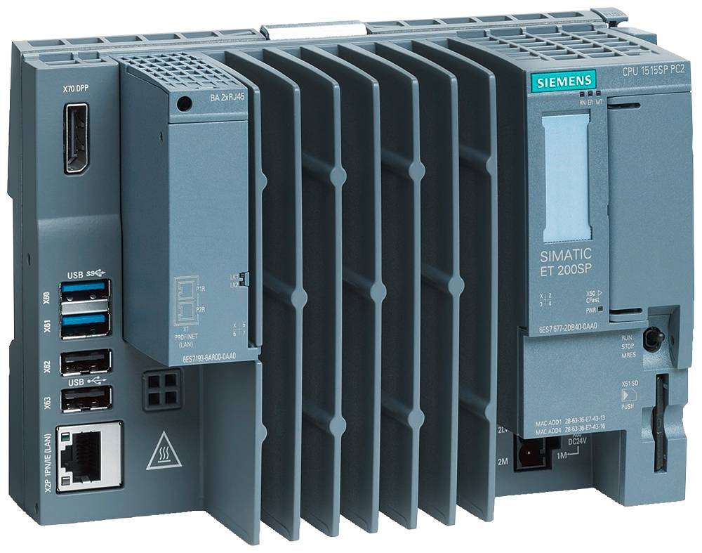 Industrie-PC mit mehreren USB-Anschlüssen und Siemens-Logo. Hauptbestandteil einer Automatisierungsanlage.