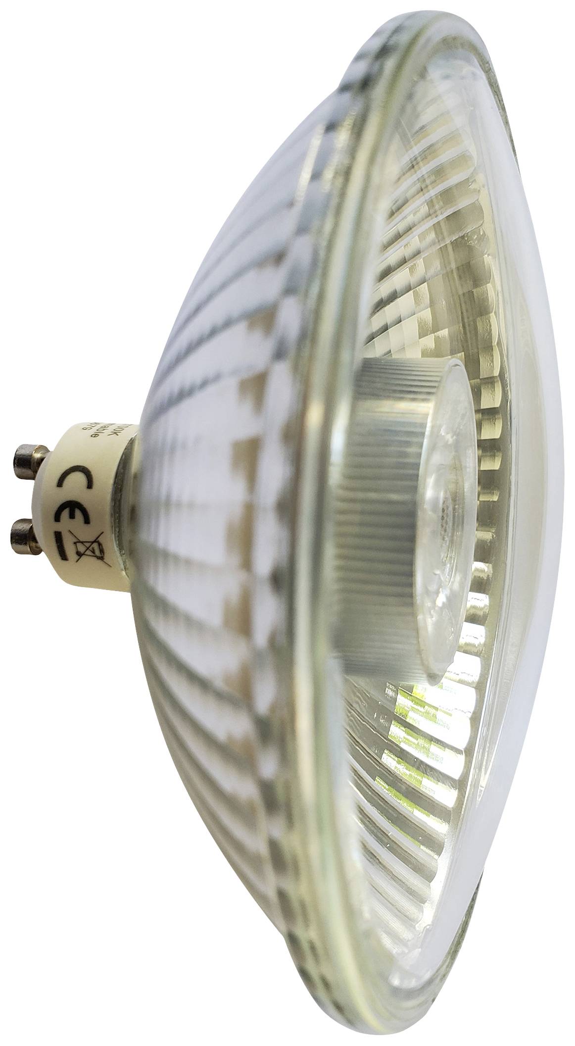 Seitliche Ansicht einer Halogenlampe mit GU10-Sockel, die typisch für Spotbeleuchtungen ist.