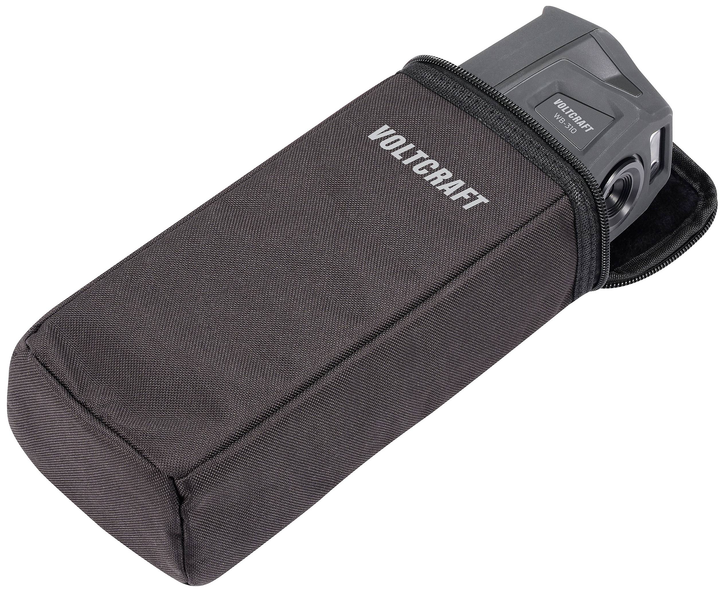 Tasche mit digitalem Messgerät, das teilweise sichtbar ist, mit 'Voltcraft'-Logo auf der Hülle. Gerät scheint für Messungen oder Analysen genutzt zu werden.
