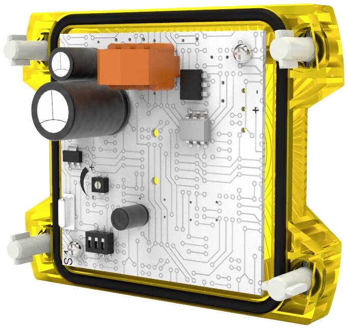 Gelbes quadratisches Gehäuse mit sichtbarer Leiterplatte, darauf mehrere elektronische Bauteile und Anschlüsse montiert.