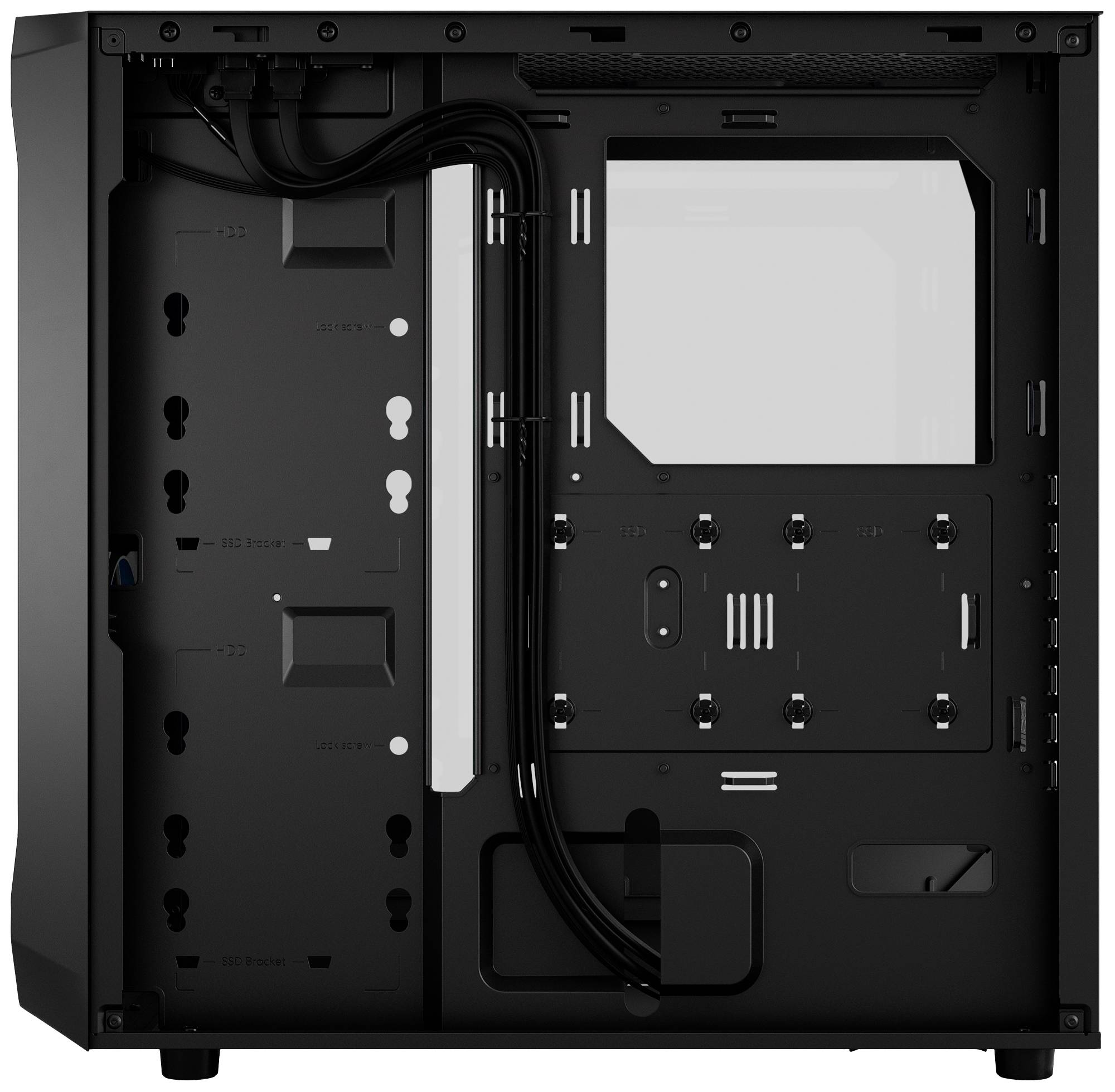 Computergehäuse-Innenansicht mit freiem Platz für Hauptkomponenten, sichtbaren Kabeln und Halterungen für Festplatten und Hauptplatine.