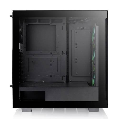 Ein leerer Computergehäuse-Turm in Schwarz mit transparentem Seitenfenster, geeignet für individuelle PC-Bauprojekte.