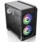 Ein schwarzes Computergehäuse mit Glasfenster zeigt zwei leuchtende Lüfter an der Vorderseite. Die Lüfter sind mit RGB-Lichtern ausgestattet.