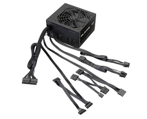 Ein schwarzes Computernetzteil mit mehreren angeschlossenen Kabeln und Steckverbindern.