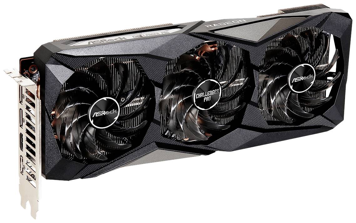 Eine schwarze Grafikkarte mit drei Lüftern, die die Aufschrift 'ASRock' und 'Challenger Pro' trägt, wird von der Seite gezeigt.