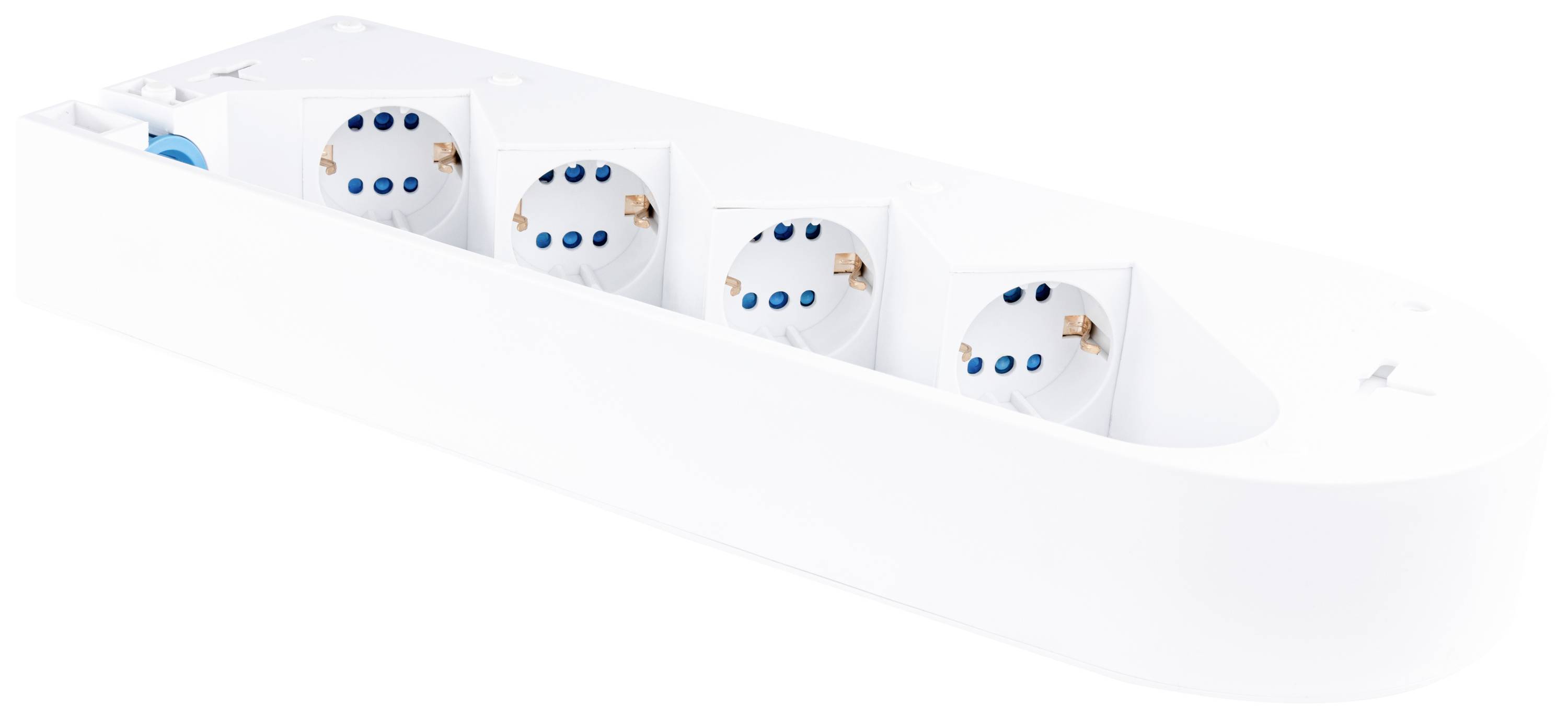 Weiße Steckdosenleiste mit mehreren Schuko-Steckplätzen auf einer glatten, weißen Oberfläche.