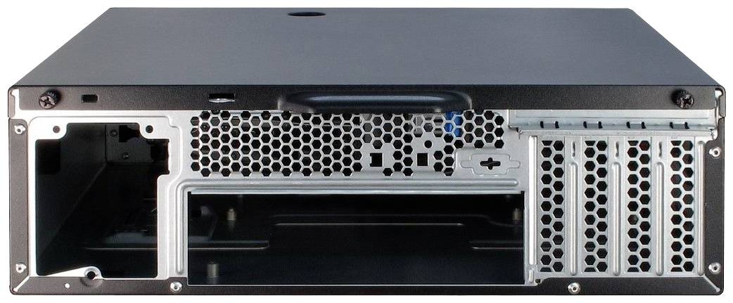 Ein offenes Computergehäuse ohne eingebaute Komponenten, zeigt interne Einschübe und Lüftungsgitter auf der Rückseite.