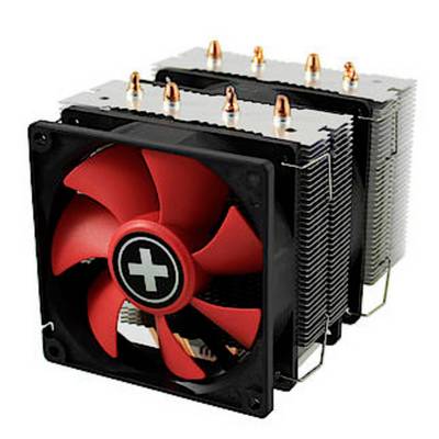 Ein CPU-Kühler mit rotem Lüfter und mehreren Kühlrippen, geeignet zur effizienten Wärmeableitung von Computerprozessoren.