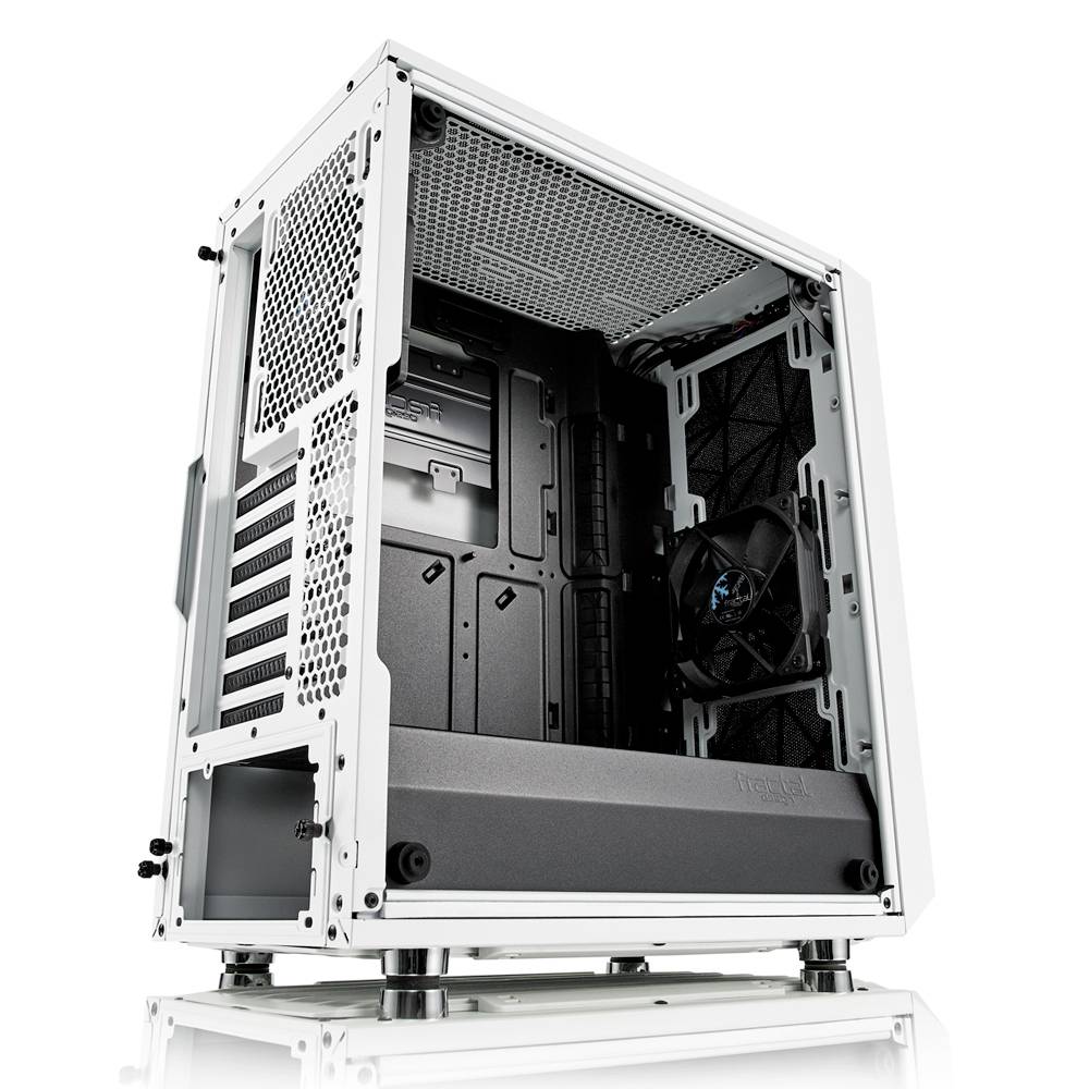 Ein weißes Computergehäuse mit Sicht auf das Innenleben. Es zeigt Lüfter, Kabelmanagement-Optionen und leeren Platz für Komponenten.