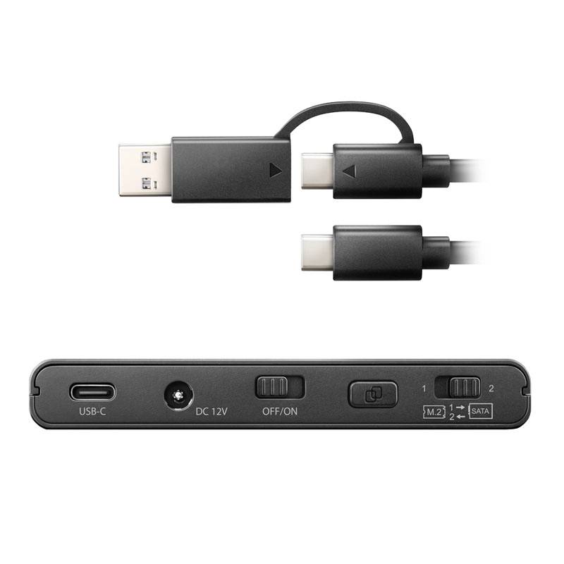 USB-Kabel mit zwei Anschlüssen und eine externe Festplattenstation mit USB-C, DC 12V, Ein/Aus-Schalter und zwei Steckplätzen.