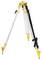 'Dreibeinstativ aus Metall mit gelben Kunststoffteilen und verstellbaren Beinen. Wird oft für Vermessungsgeräte verwendet.'