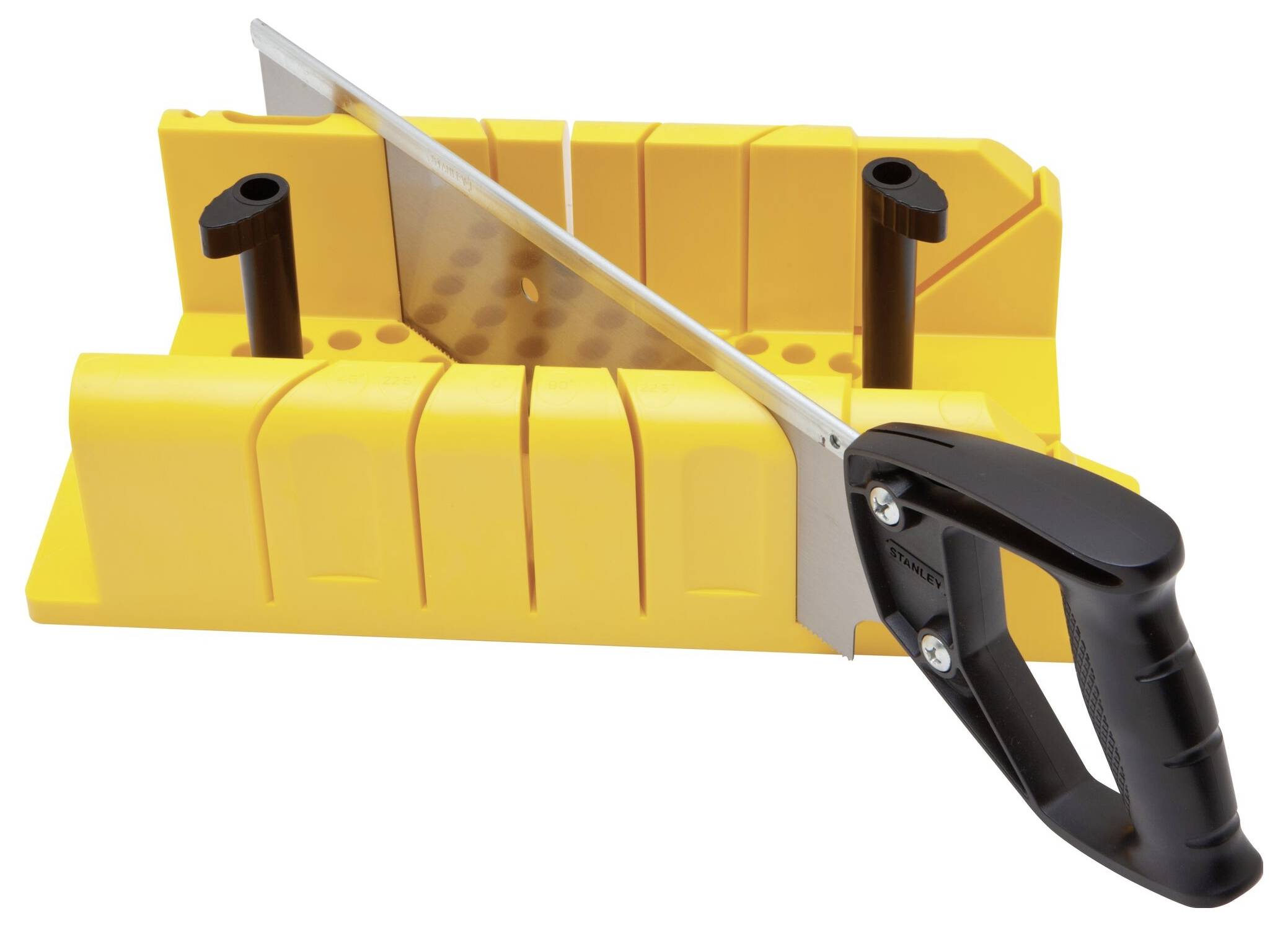 Eine gelbe Gehrungslade mit einer schwarzen Säge, die in die Schnittführung eingelegt ist. Sie dient zum präzisen Schneiden von Winkeln.