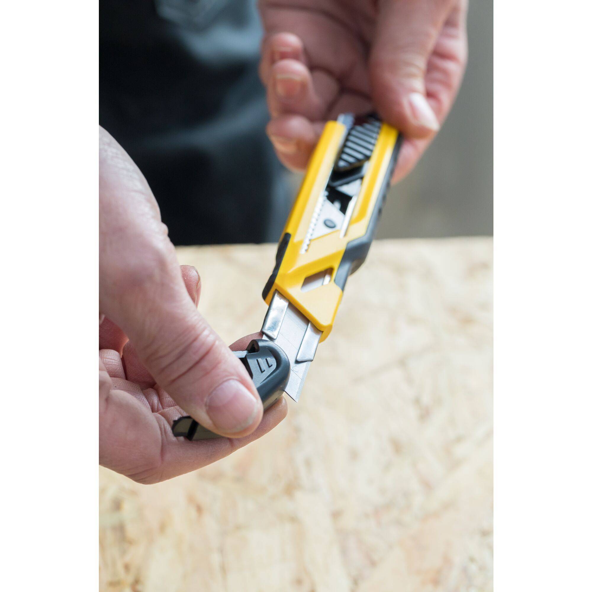 STANLEY STHT10266-0 Messer Comfort Cut (Schieber), 18mm 1 St.-6