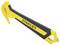 Gelbes und schwarzes Stanley-Sicherheitsmesser mit Hakenklinge und ergonomischem Griff, geeignet zum Schneiden von Verpackungen.