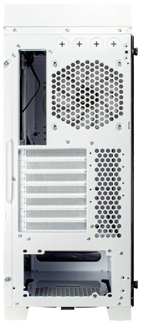 Rückseite eines weißen Computergehäuses mit Lüftungsgittern, PCI-Steckplätzen und Netzteilöffnung unten. Keine sichtbaren Anschlüsse.