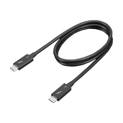 Ein schwarzes USB-C-Kabel mit zwei identischen Steckern, symbolisiert durch ein Blitzsymbol auf jedem Stecker, liegt aufgerollt da.