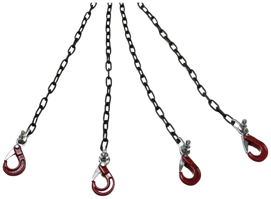 Vier schwarze Ketten mit roten Haken an den Enden liegen fächerförmig verteilt. Die Haken sind für schwere Lasten geeignet.