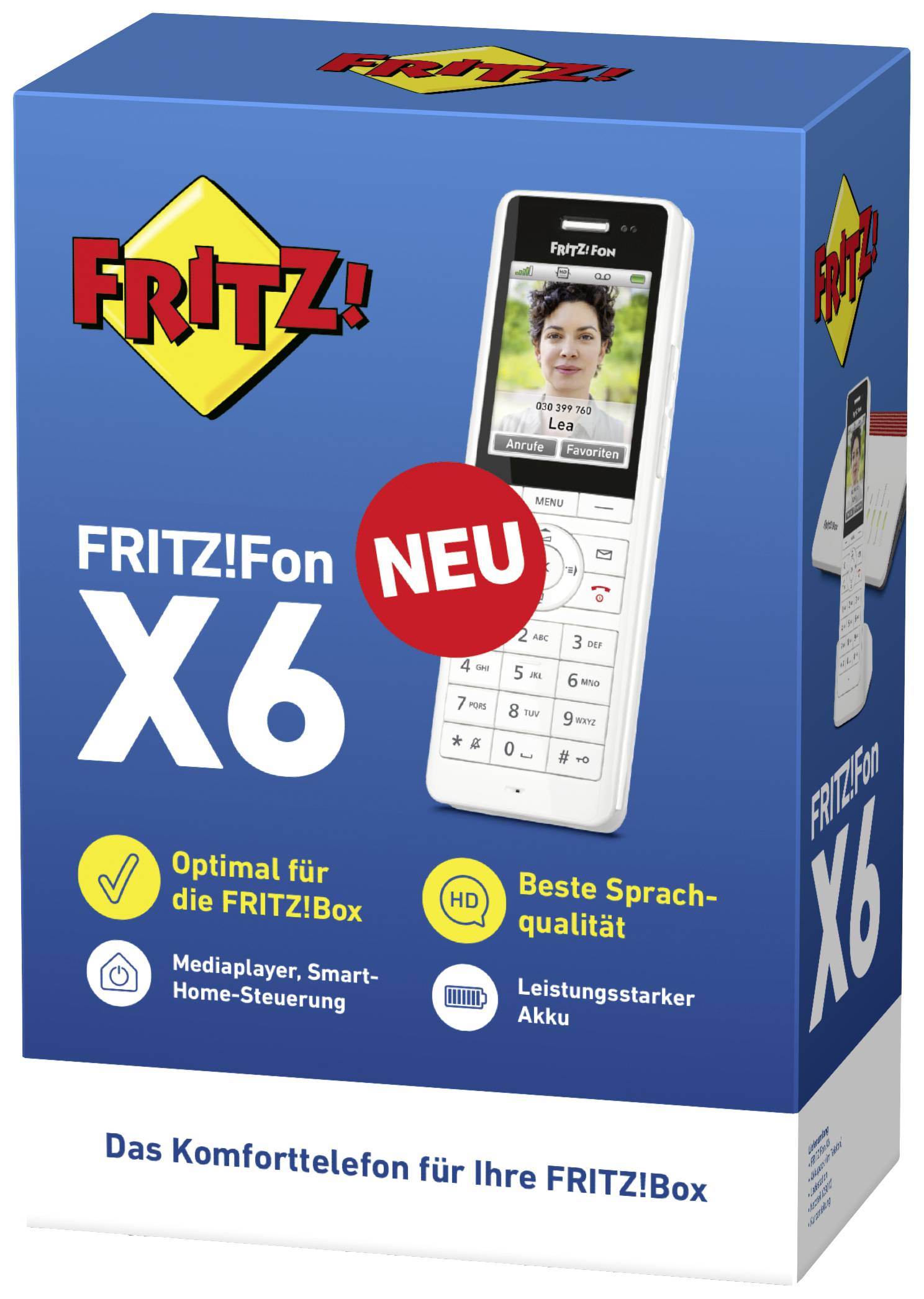 Die Verpackung eines weißen FRITZ!Fon X6 Telefons, bewirbt neue Funktionen wie Mediaplayer, Smart-Home-Steuerung und leistungsstarker Akku.