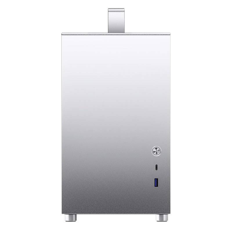 Silbernes Computergehäuse in frontaler Ansicht mit USB-Anschluss und Ein-/Ausschaltknopf an der Vorderseite.