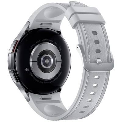 Eine runde, moderne Smartwatch in Silber und Schwarz, mit einem grauen Armband. Das Gerät ist detailliert und technisch gestaltet.