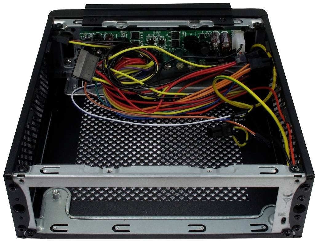Offenes Computergehäuse mit sichtbaren Kabeln und einer Hauptplatine. Keine zusätzlichen Komponenten im Inneren zu sehen.