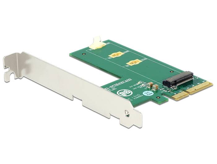 Grüne PCIe-Adapterkarte mit Steckplätzen für M.2-SSD, beige Schiene zur Befestigung in Computergehäuse, auf weißem Hintergrund.