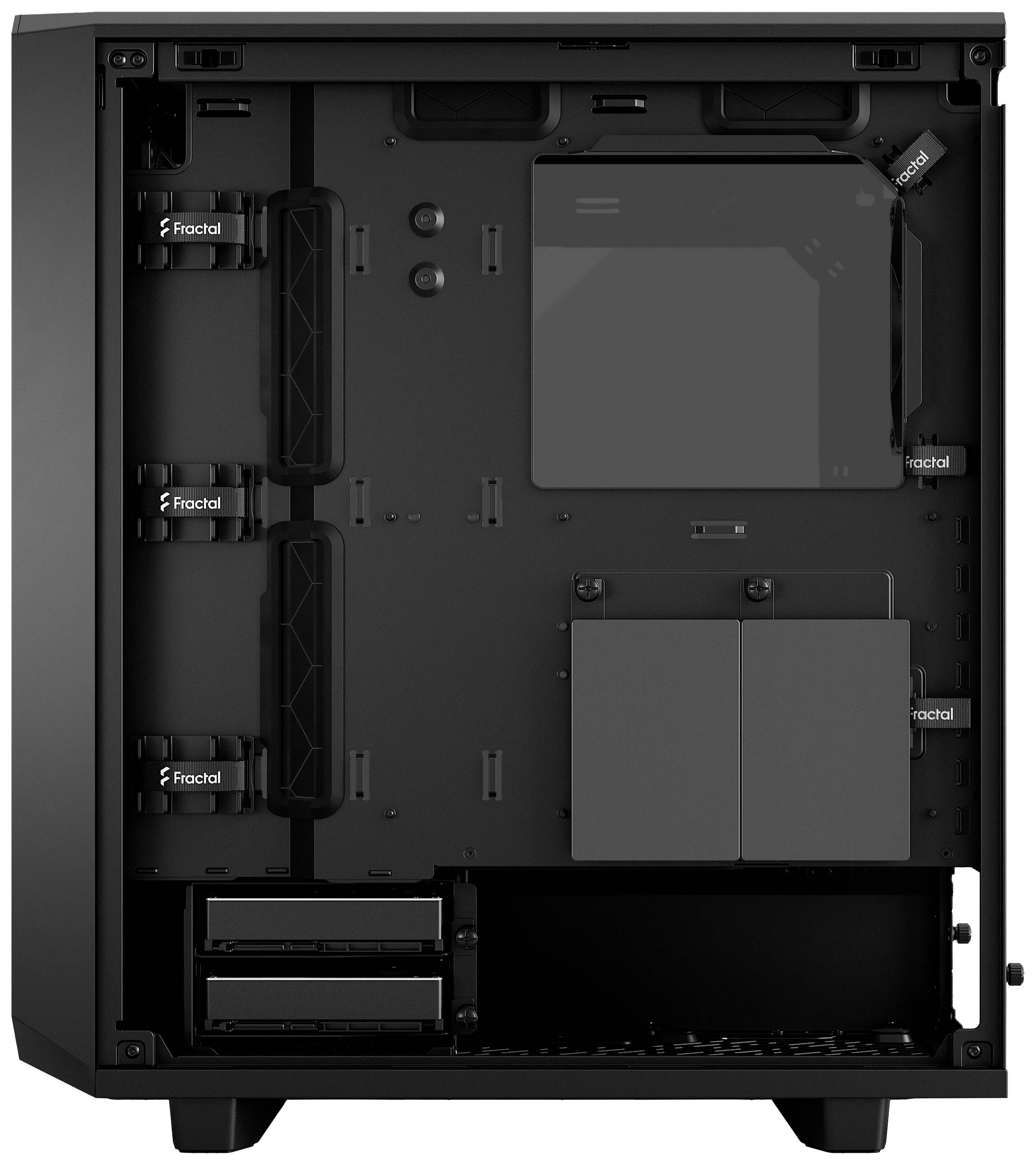 Ein leeres PC-Gehäuse von innen gezeigt, mit sichtbaren Laufwerksschächten und Kabelmanagement-Schienen.