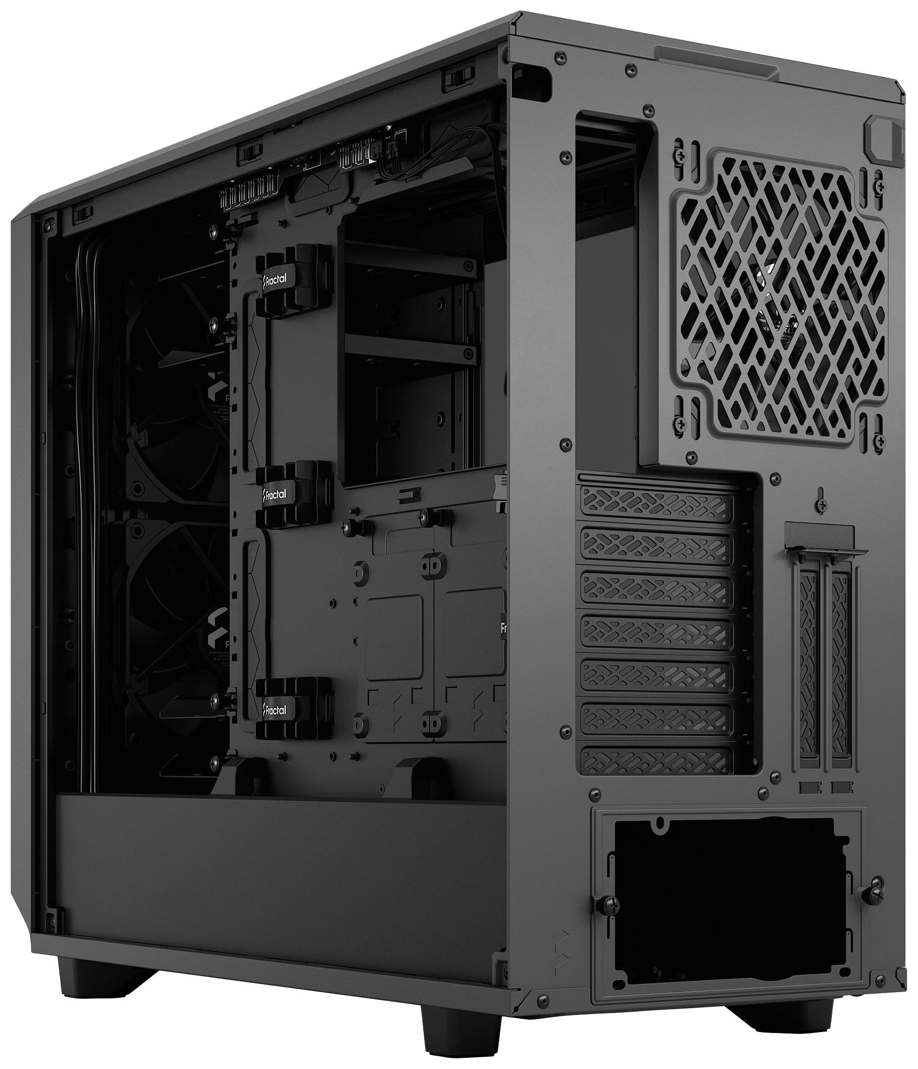 Schwarzes Computergehäuse ohne Seitenabdeckung, zeigt Innenrahmen, Lüfterplätze und Erweiterungssteckplätze, geeignet für PC-Bau.